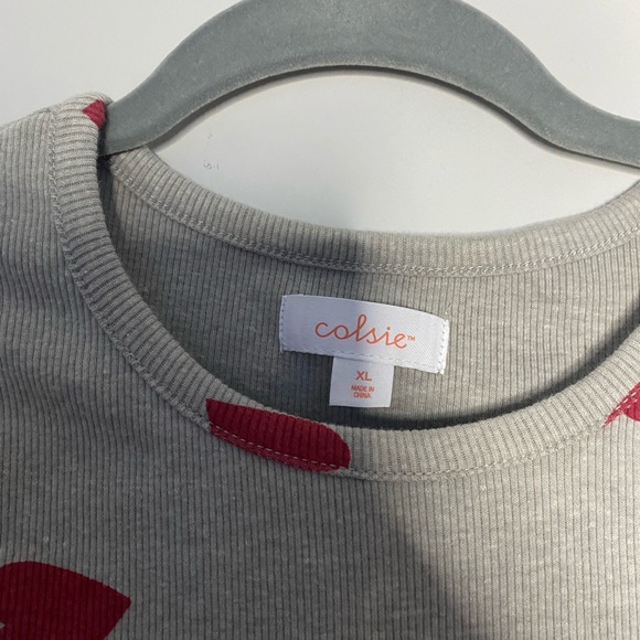 COLSIE Grey Tank Top With Heart Print - Picture 4 of 4